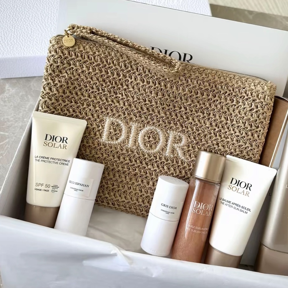 Dior Beauty Solar Pouch- 2025